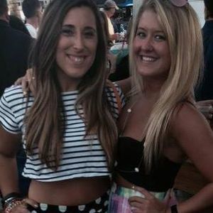 Meet your Posher, Becca